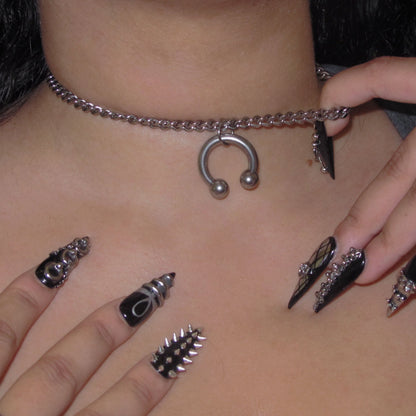 Vandal Choker
