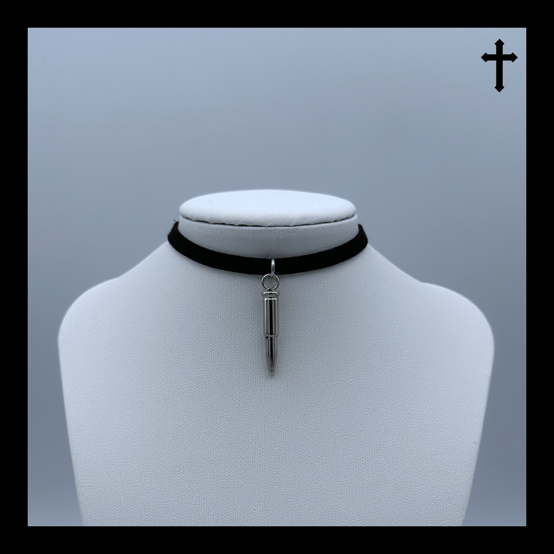 Betrayal Choker
